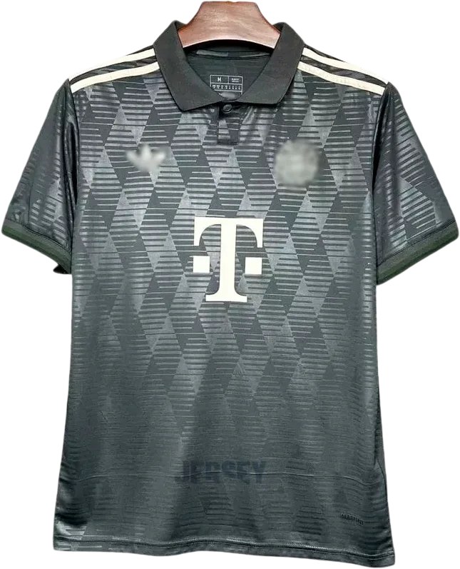 FC Bayern München Retro-Trikot 2024/25 Sonderedition Oktoberfest – Vorderseite
