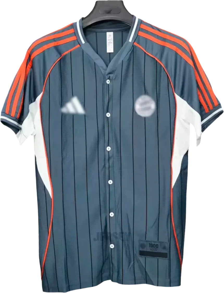FC Bayern München Retro-Trikot 2025/26 Sonderedition World Cup Travel – Vorderseite