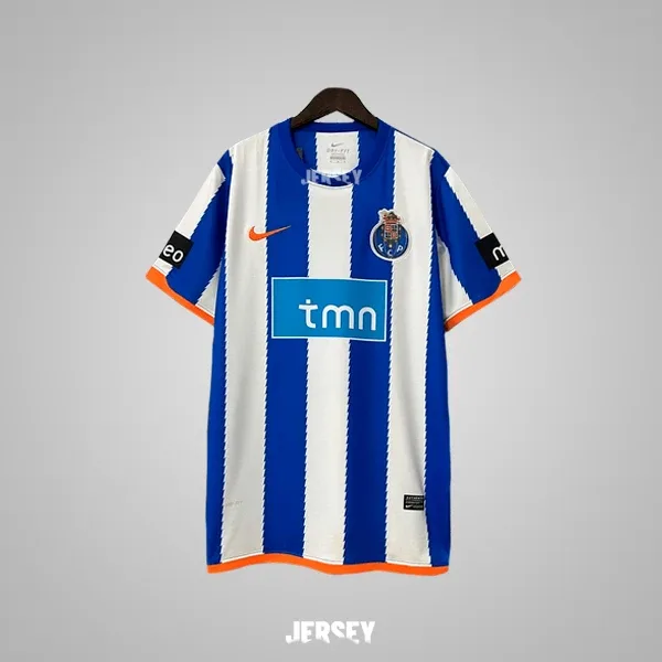 FC Porto Retro-Trikot 2010/11 Heim – Vorderseite