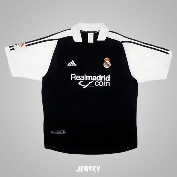Real Madrid Retro-Trikot 2001/02 Auswärts – Vorderseite
